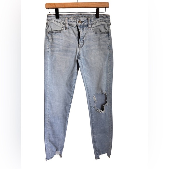 American Eagle Outfitters Denim - American Eagle Super Stretch Distressed Jegging